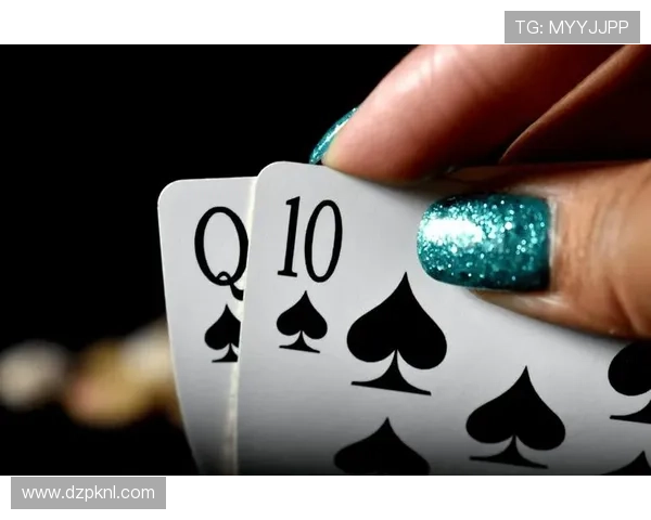 德州牌扑克的玩法图片展示，带你领略各种精彩对局场景视觉效果