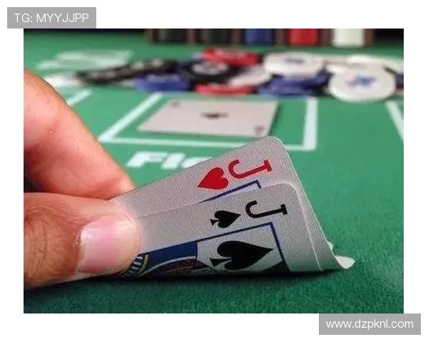 掌握德州扑克的基本规则与玩法技巧全攻略